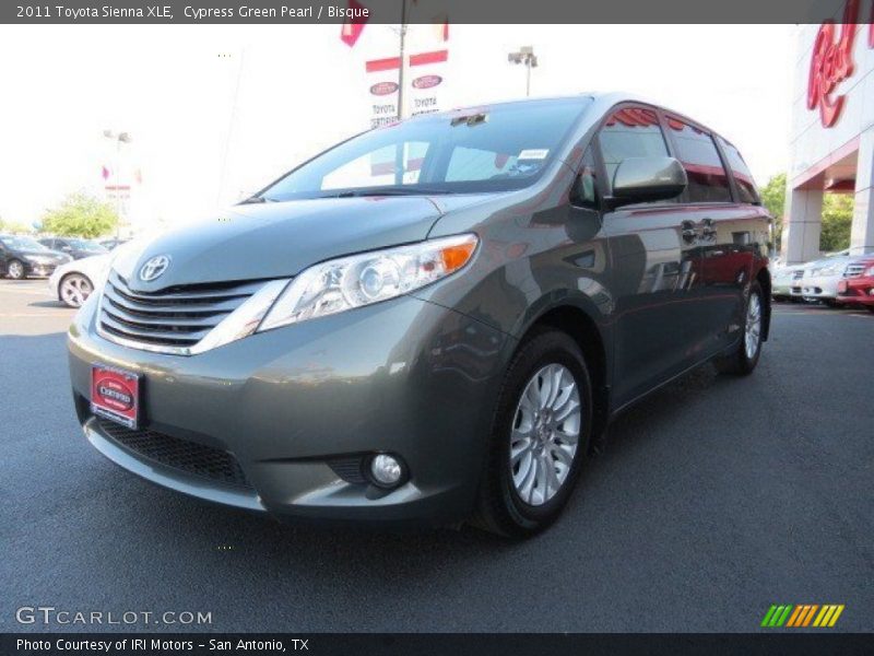 Cypress Green Pearl / Bisque 2011 Toyota Sienna XLE