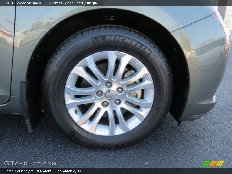 Cypress Green Pearl / Bisque 2011 Toyota Sienna XLE
