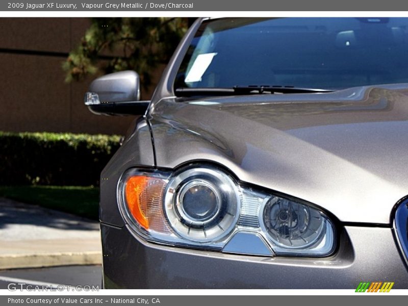 Vapour Grey Metallic / Dove/Charcoal 2009 Jaguar XF Luxury