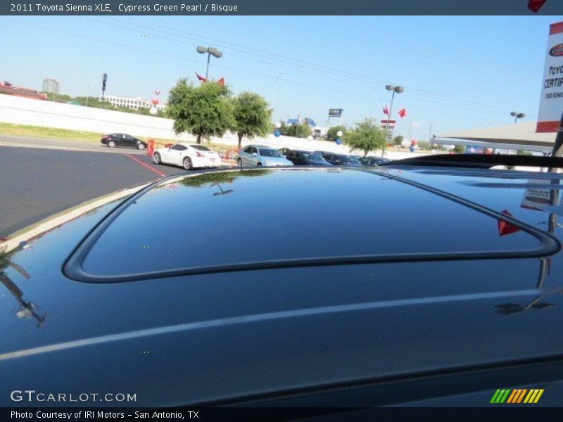 Cypress Green Pearl / Bisque 2011 Toyota Sienna XLE