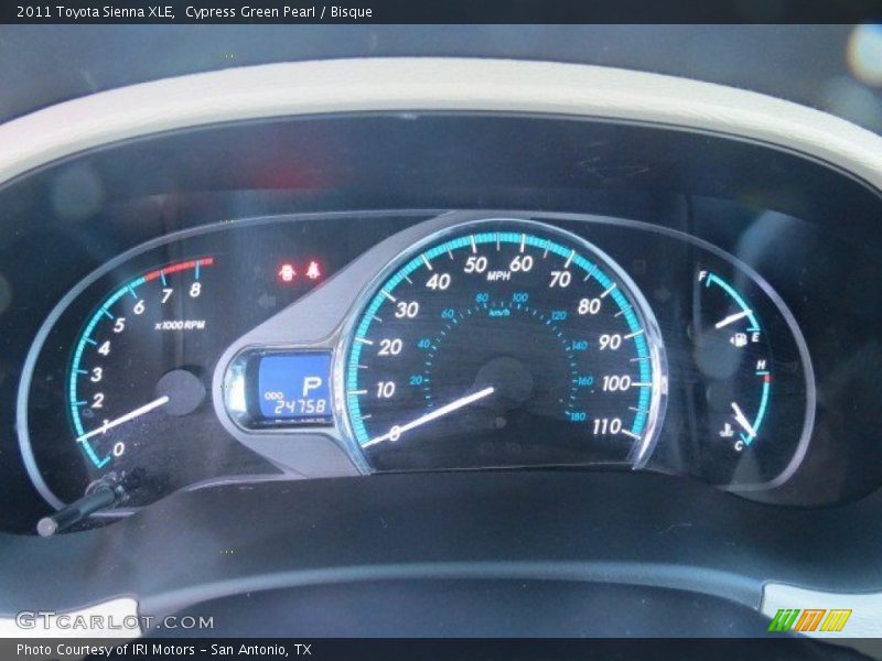 Cypress Green Pearl / Bisque 2011 Toyota Sienna XLE