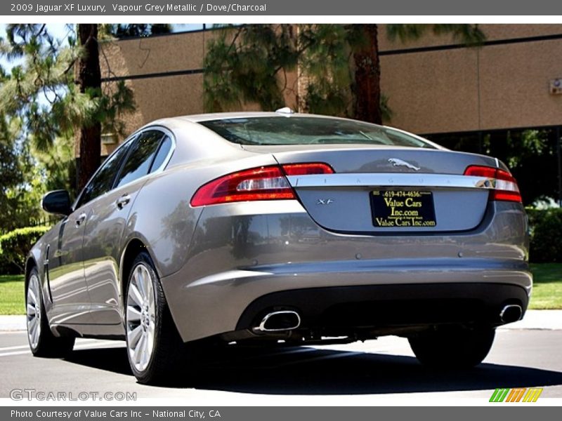 Vapour Grey Metallic / Dove/Charcoal 2009 Jaguar XF Luxury