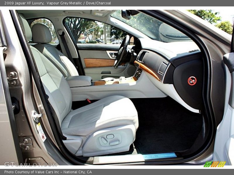 Vapour Grey Metallic / Dove/Charcoal 2009 Jaguar XF Luxury