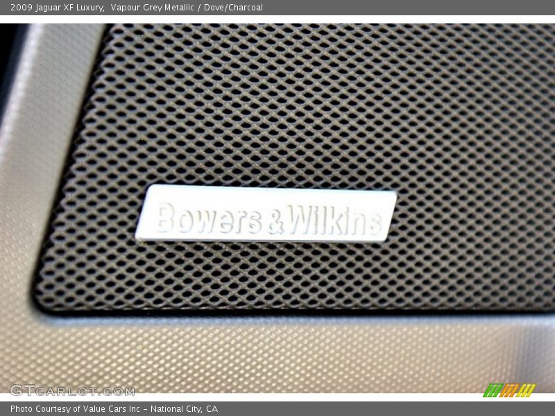 Vapour Grey Metallic / Dove/Charcoal 2009 Jaguar XF Luxury
