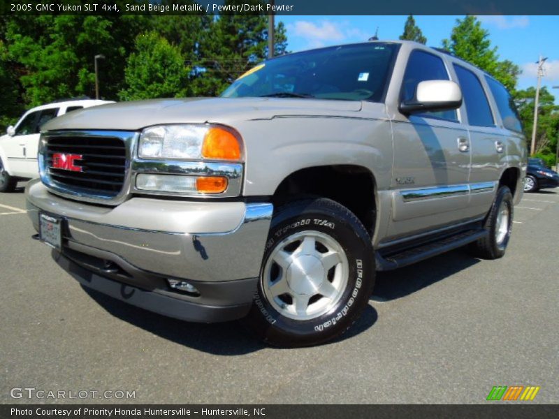 Sand Beige Metallic / Pewter/Dark Pewter 2005 GMC Yukon SLT 4x4