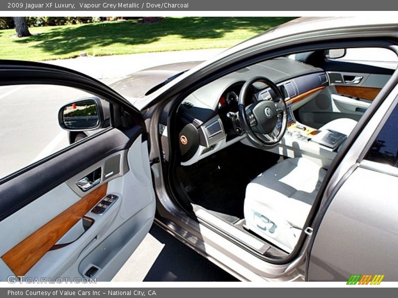 Vapour Grey Metallic / Dove/Charcoal 2009 Jaguar XF Luxury