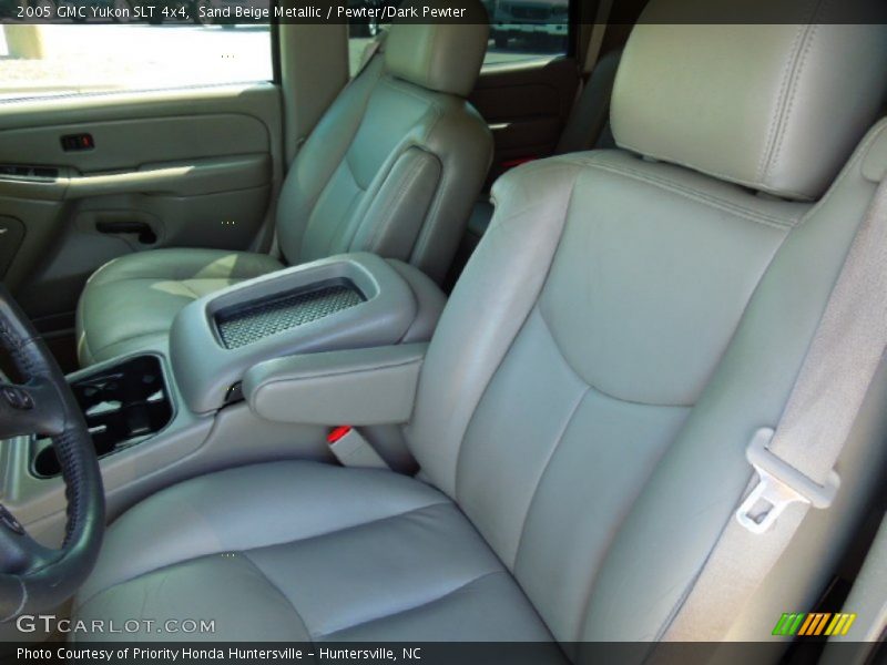 Sand Beige Metallic / Pewter/Dark Pewter 2005 GMC Yukon SLT 4x4