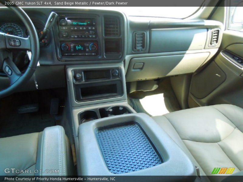 Sand Beige Metallic / Pewter/Dark Pewter 2005 GMC Yukon SLT 4x4