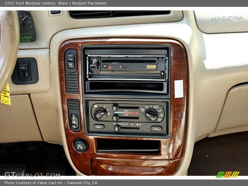Black / Medium Parchment 2003 Ford Windstar Limited