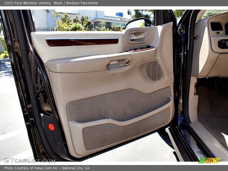 Black / Medium Parchment 2003 Ford Windstar Limited
