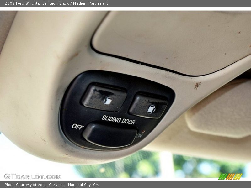 Black / Medium Parchment 2003 Ford Windstar Limited