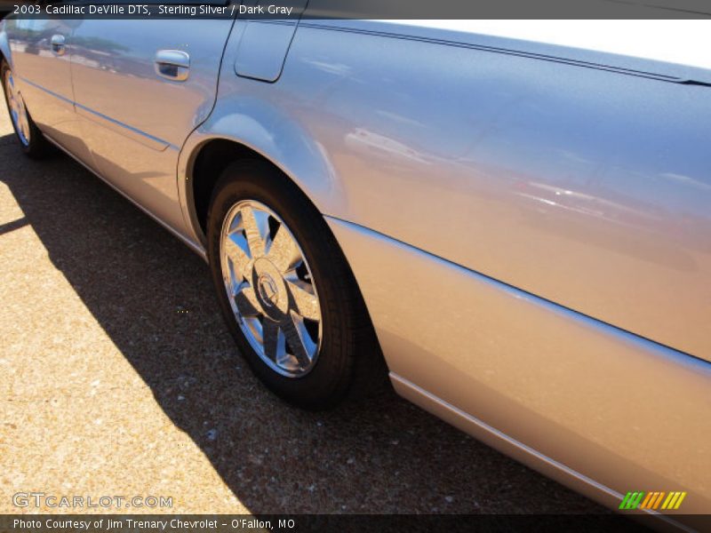 Sterling Silver / Dark Gray 2003 Cadillac DeVille DTS