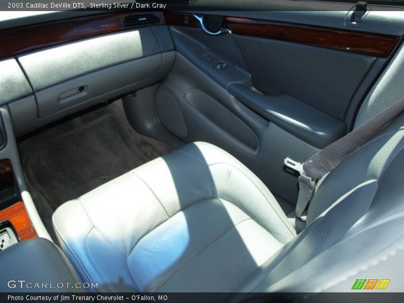Sterling Silver / Dark Gray 2003 Cadillac DeVille DTS