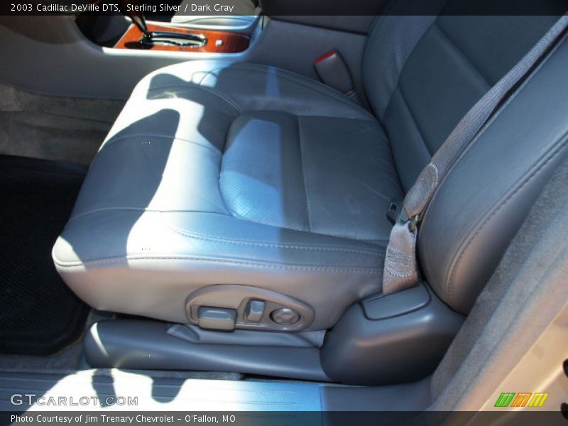 Sterling Silver / Dark Gray 2003 Cadillac DeVille DTS