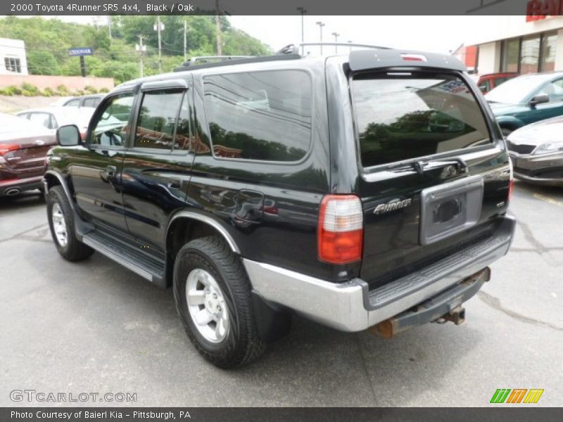 Black / Oak 2000 Toyota 4Runner SR5 4x4