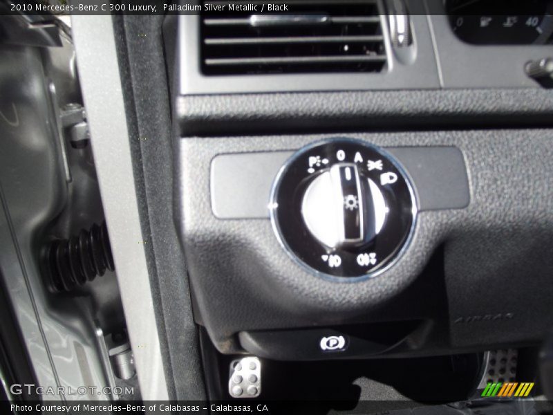 Palladium Silver Metallic / Black 2010 Mercedes-Benz C 300 Luxury