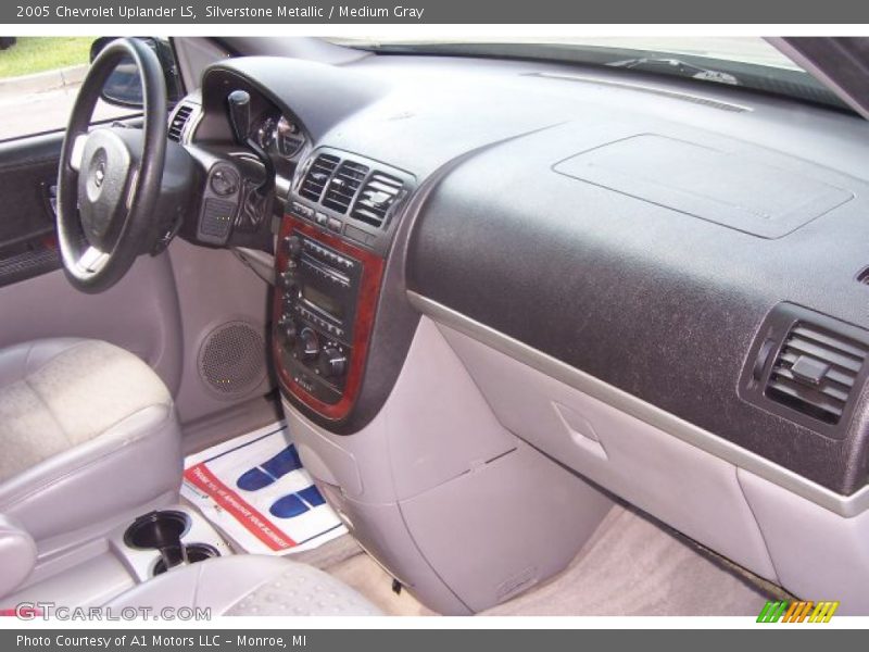 Silverstone Metallic / Medium Gray 2005 Chevrolet Uplander LS