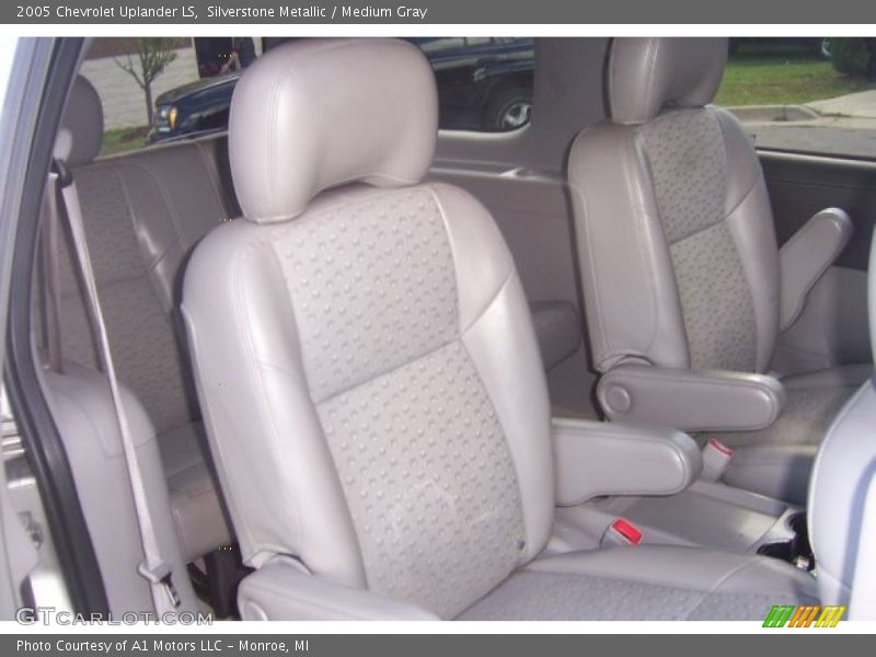 Silverstone Metallic / Medium Gray 2005 Chevrolet Uplander LS