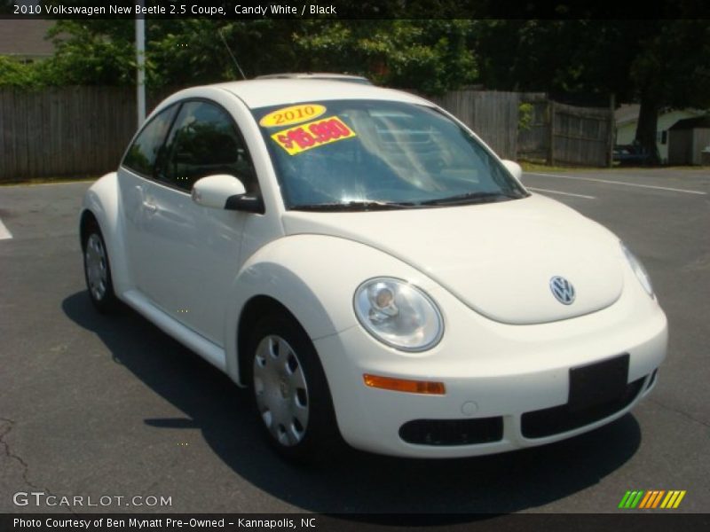 Candy White / Black 2010 Volkswagen New Beetle 2.5 Coupe