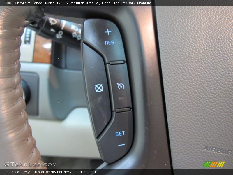 Silver Birch Metallic / Light Titanium/Dark Titanium 2008 Chevrolet Tahoe Hybrid 4x4