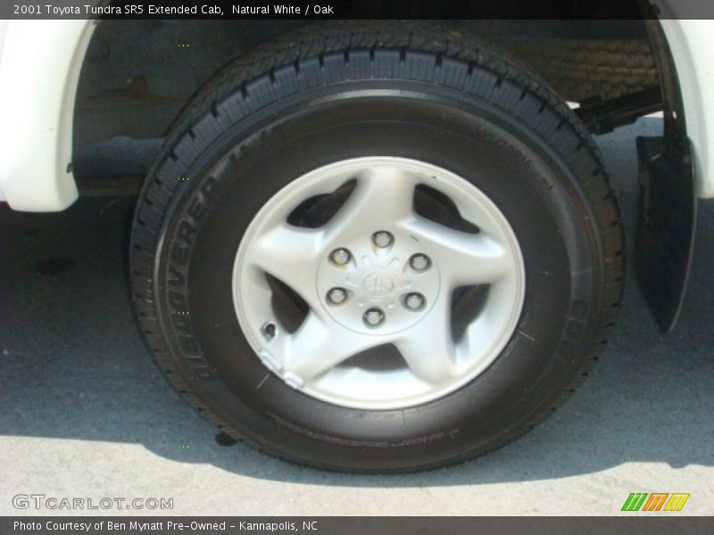 Natural White / Oak 2001 Toyota Tundra SR5 Extended Cab