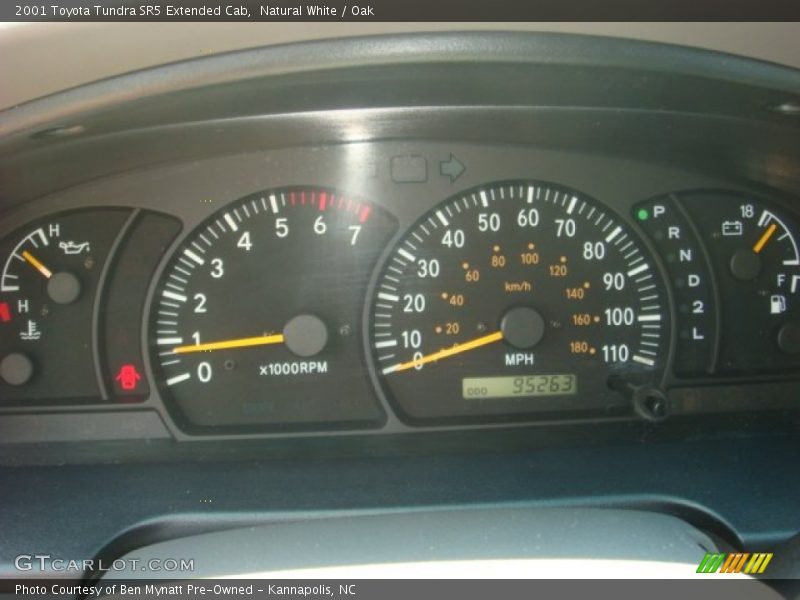 Natural White / Oak 2001 Toyota Tundra SR5 Extended Cab