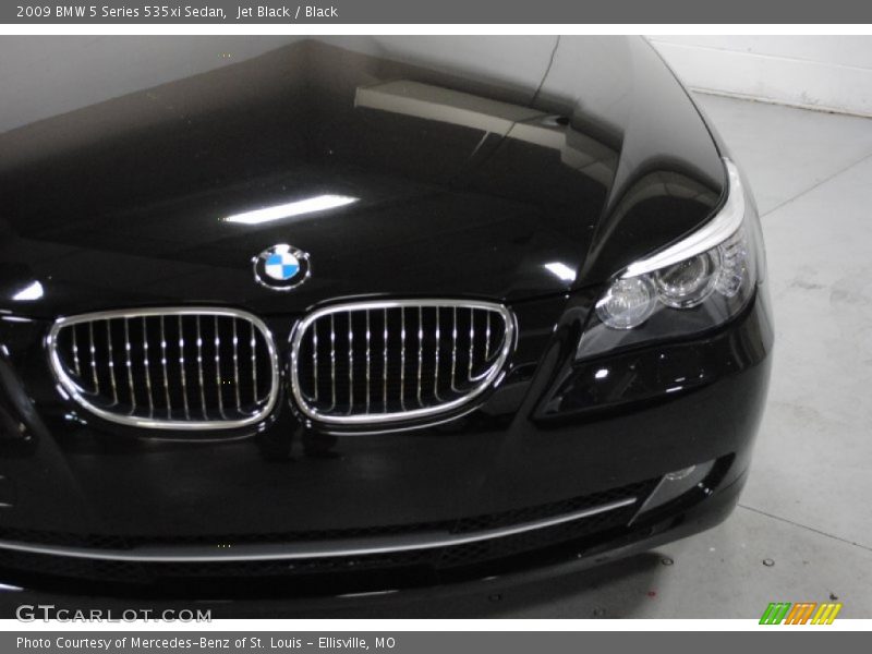 Jet Black / Black 2009 BMW 5 Series 535xi Sedan