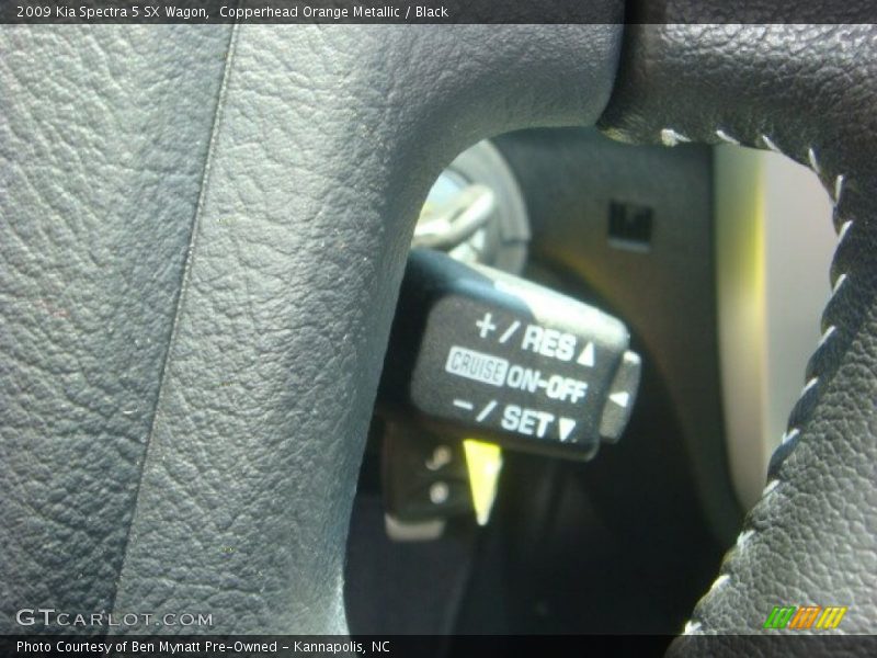 Copperhead Orange Metallic / Black 2009 Kia Spectra 5 SX Wagon