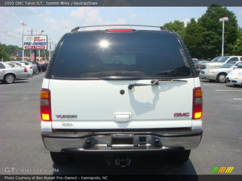 Summit White / Neutral/Shale 2003 GMC Yukon SLT