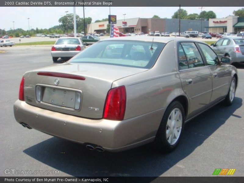 Bronzemist / Neutral Shale Beige 2003 Cadillac DeVille DTS