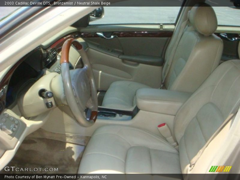 Bronzemist / Neutral Shale Beige 2003 Cadillac DeVille DTS
