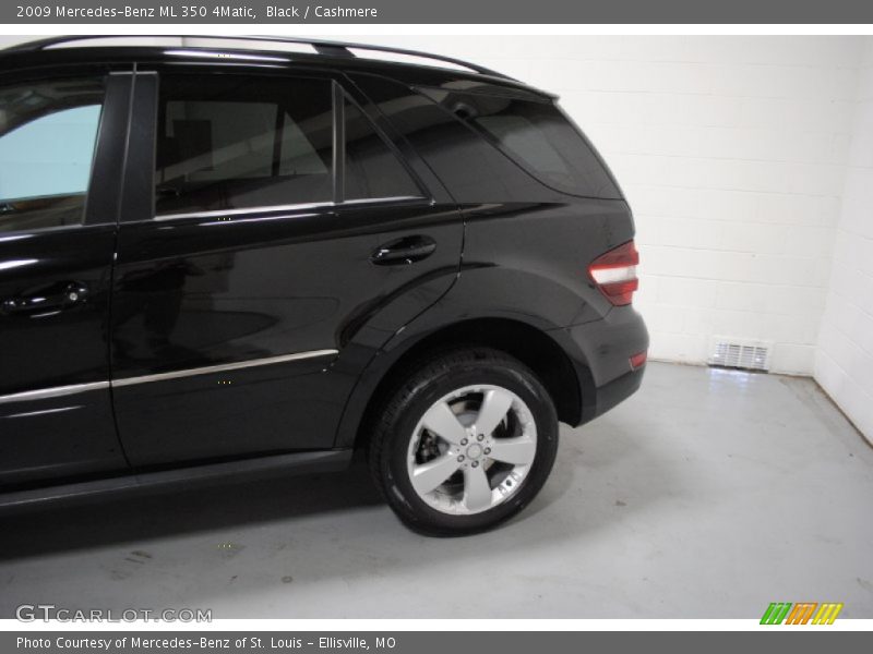 Black / Cashmere 2009 Mercedes-Benz ML 350 4Matic