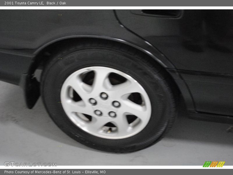 Black / Oak 2001 Toyota Camry LE