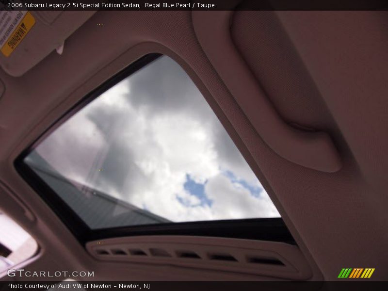 Regal Blue Pearl / Taupe 2006 Subaru Legacy 2.5i Special Edition Sedan