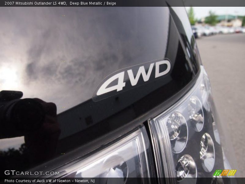 Deep Blue Metallic / Beige 2007 Mitsubishi Outlander LS 4WD