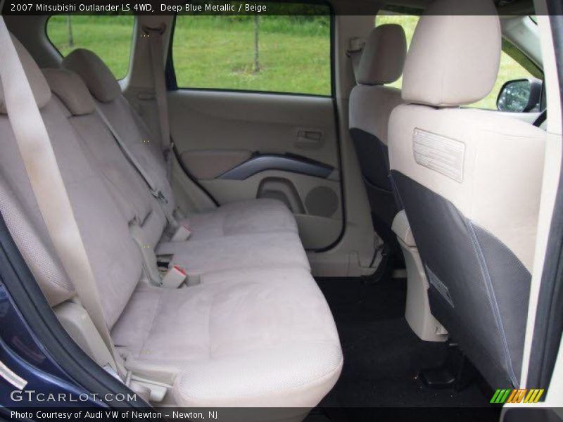 Deep Blue Metallic / Beige 2007 Mitsubishi Outlander LS 4WD
