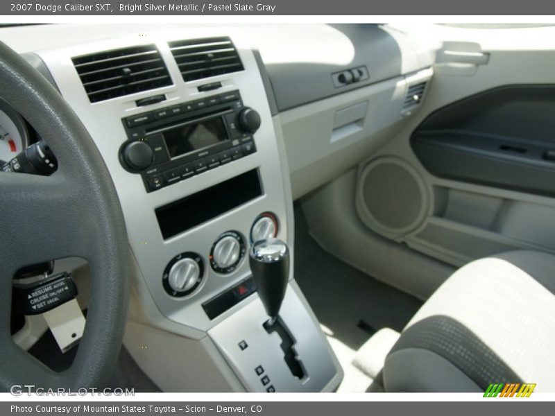 Bright Silver Metallic / Pastel Slate Gray 2007 Dodge Caliber SXT