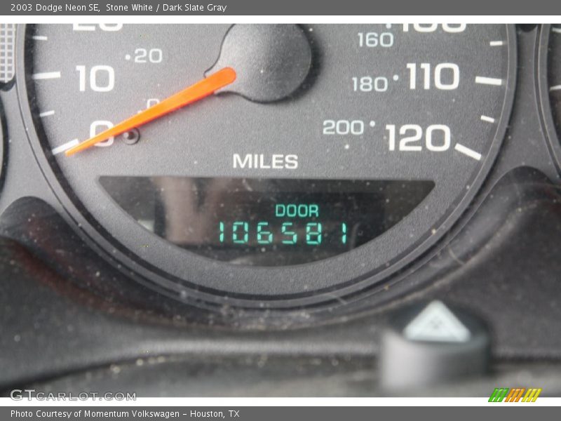 Stone White / Dark Slate Gray 2003 Dodge Neon SE