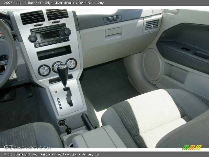 Bright Silver Metallic / Pastel Slate Gray 2007 Dodge Caliber SXT