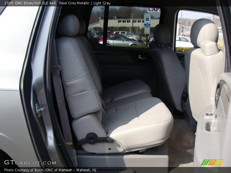 Steel Grey Metallic / Light Gray 2005 GMC Envoy XUV SLE 4x4