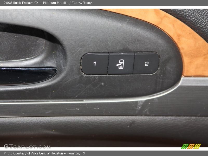 Platinum Metallic / Ebony/Ebony 2008 Buick Enclave CXL
