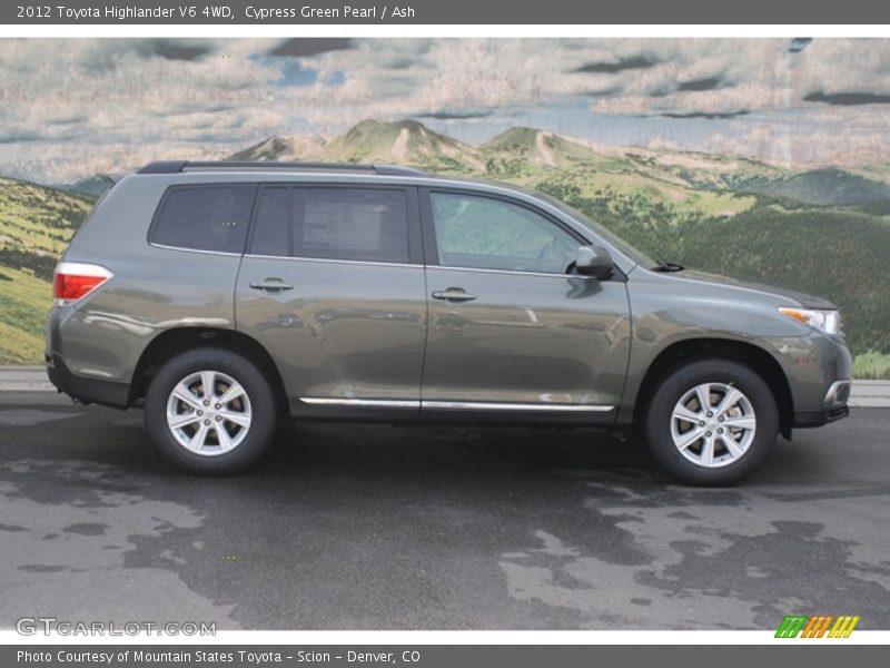 Cypress Green Pearl / Ash 2012 Toyota Highlander V6 4WD