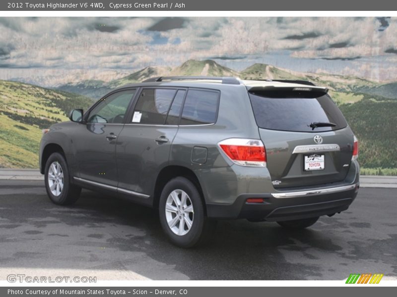 Cypress Green Pearl / Ash 2012 Toyota Highlander V6 4WD