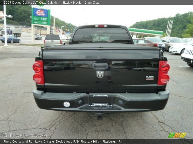 Black / Medium Slate Gray 2005 Dodge Dakota SLT Quad Cab 4x4
