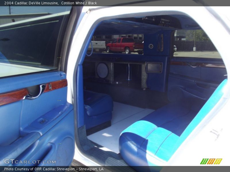  2004 DeVille Limousine Black Interior