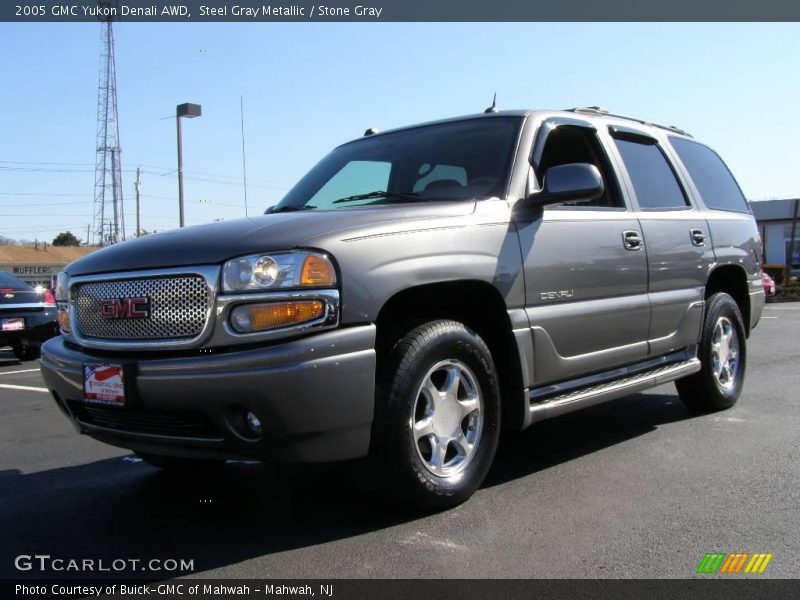 Steel Gray Metallic / Stone Gray 2005 GMC Yukon Denali AWD