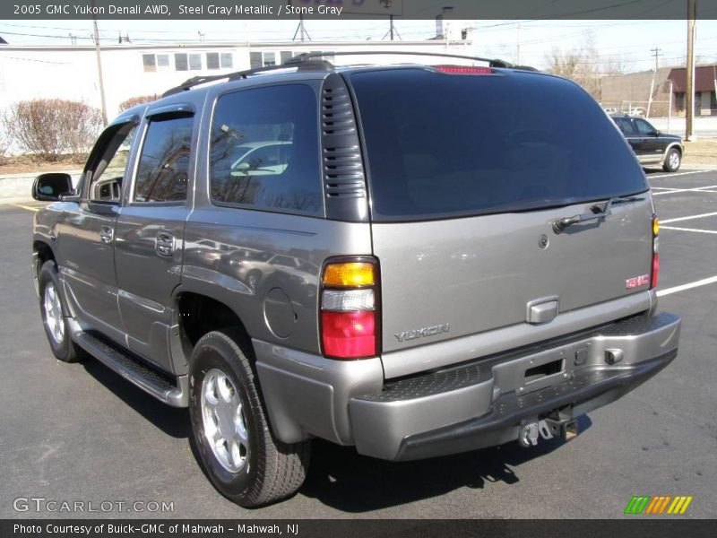 Steel Gray Metallic / Stone Gray 2005 GMC Yukon Denali AWD