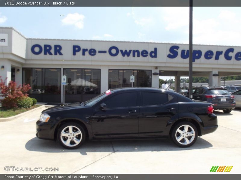 Black / Black 2011 Dodge Avenger Lux