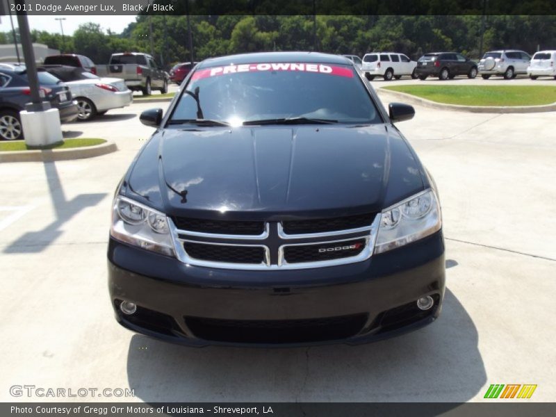 Black / Black 2011 Dodge Avenger Lux