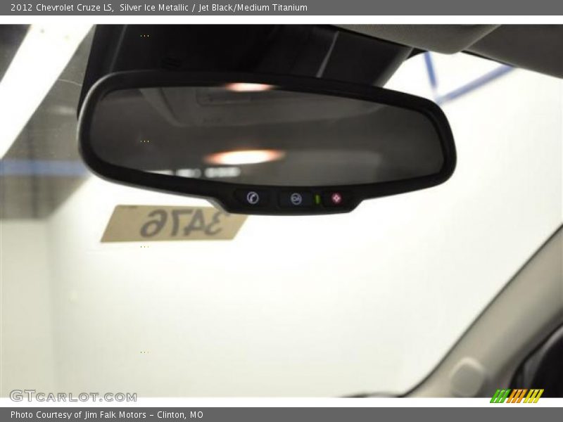 Silver Ice Metallic / Jet Black/Medium Titanium 2012 Chevrolet Cruze LS